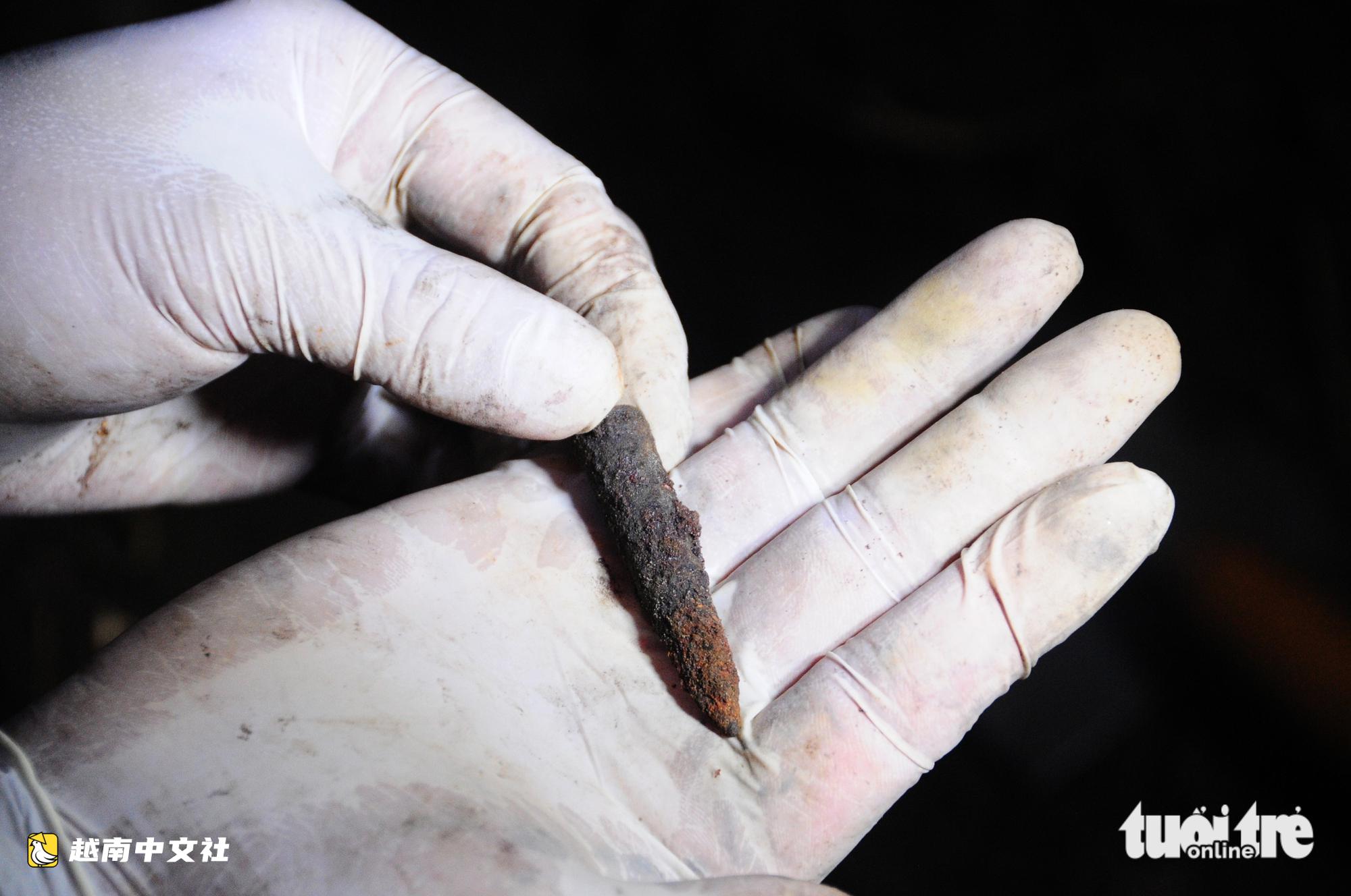 穿林破石,50多年後從深洞中帶出多位烈士遺骸