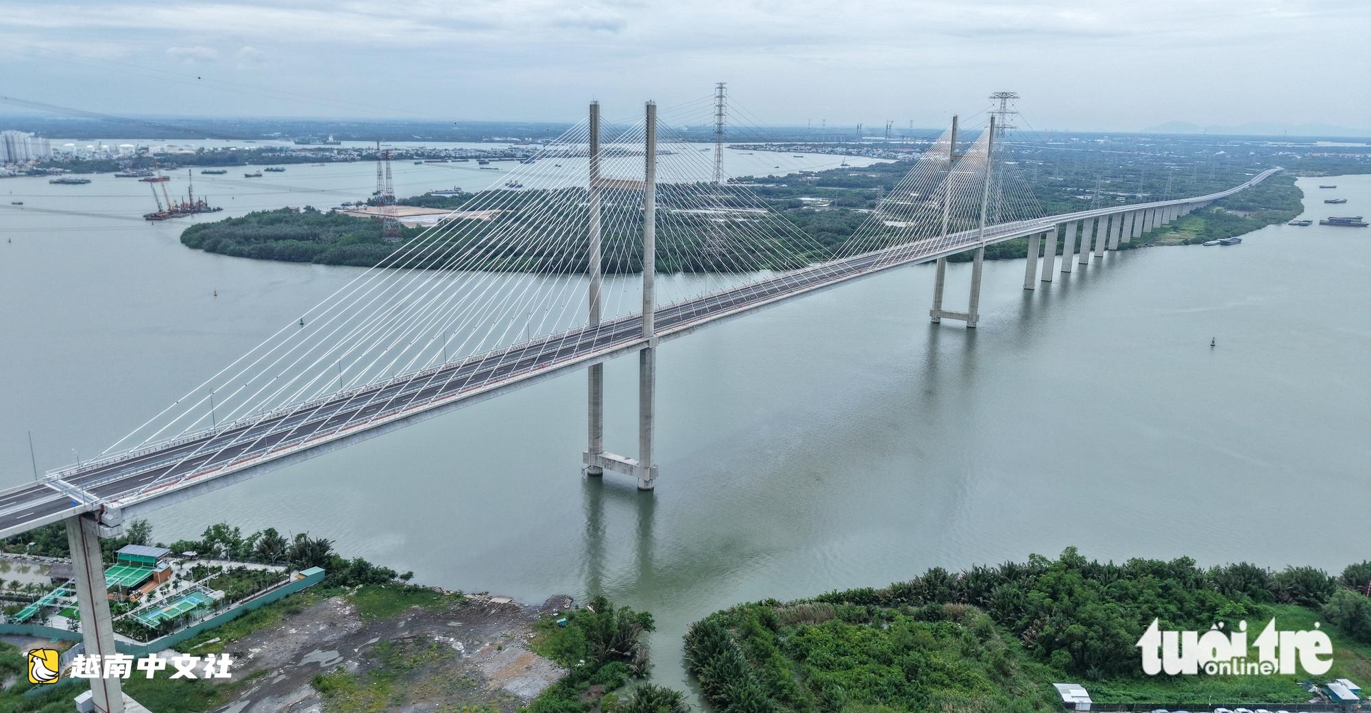 越南邊瀝-隆城高速公路即將通車:連接1800萬九龍江平原民眾到隆城機場