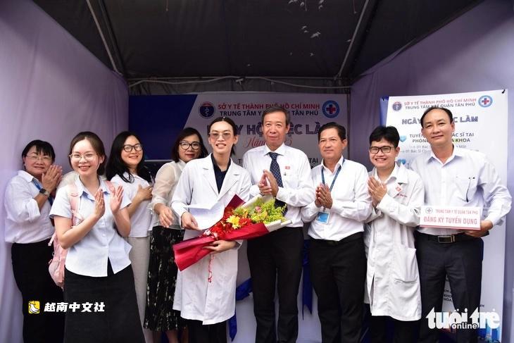 7月15日早間新聞:越南後江製藥被罰款和追繳稅款逾百億越盾