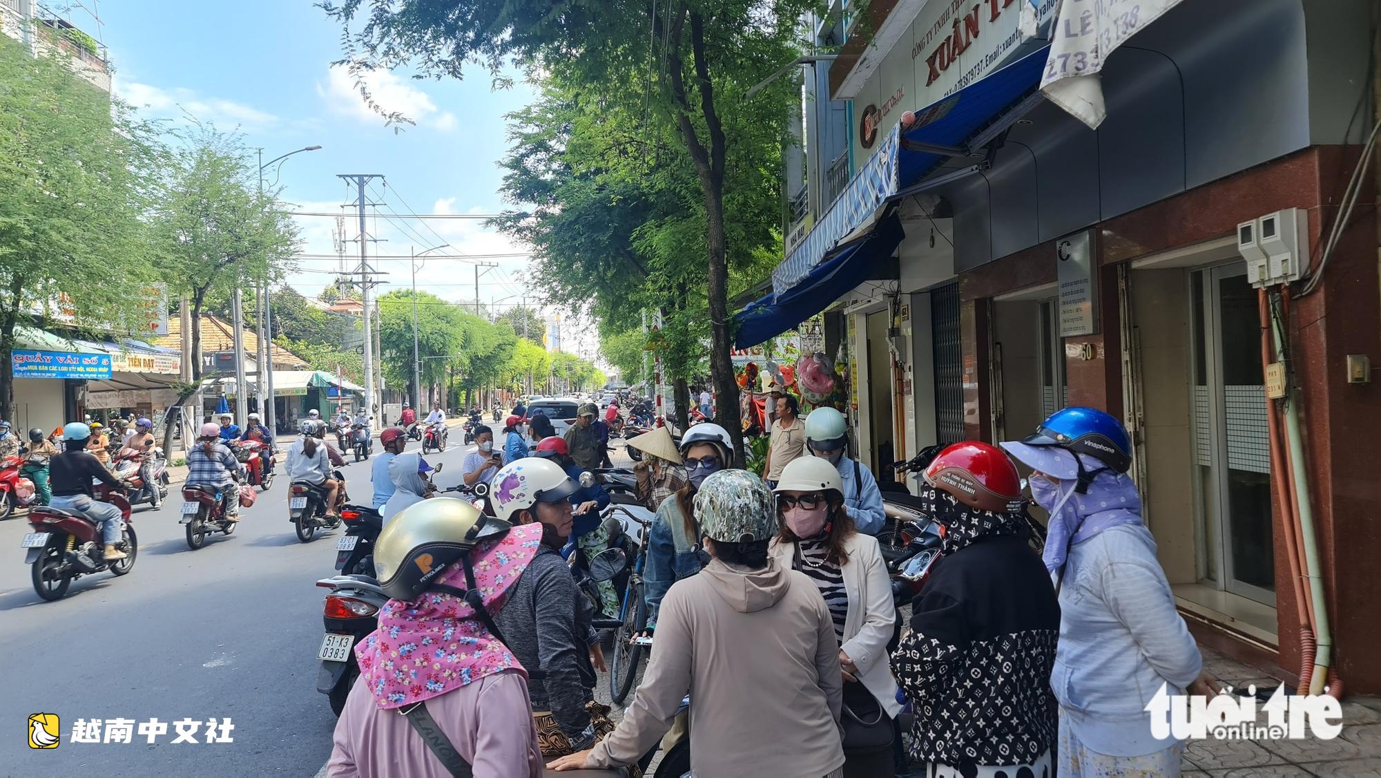 越南美壽鴻福金店暫停營業,眾多顧客擔憂