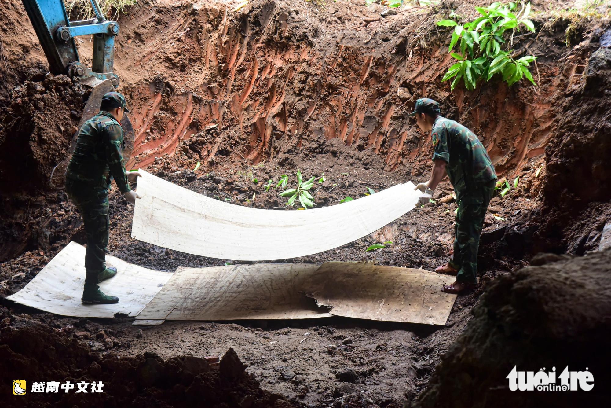 越南胡志明市黎氏蓮公園烈士遺骸搜尋範圍擴大至湖邊
