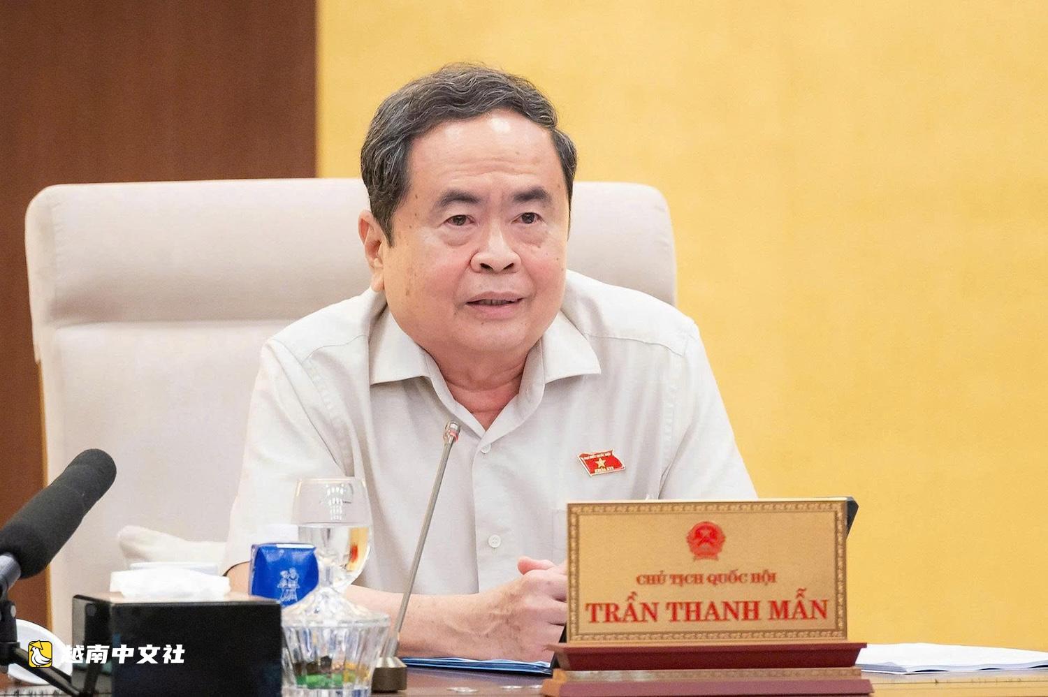 越南國防部長潘文江大將提交《防止大規模殺傷性武器擴散法》草案