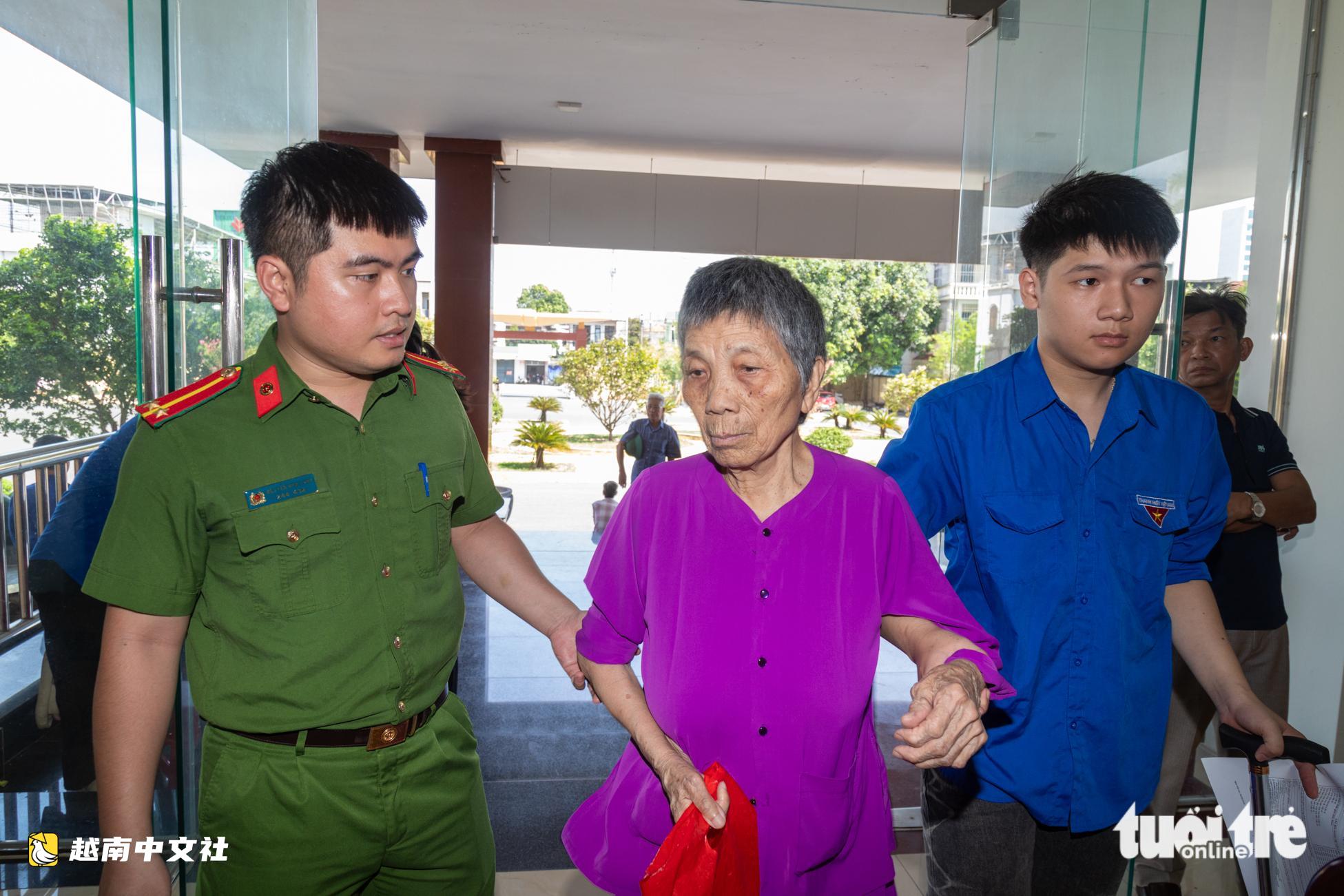越南:六十年等待,獻血尋烈士兄長