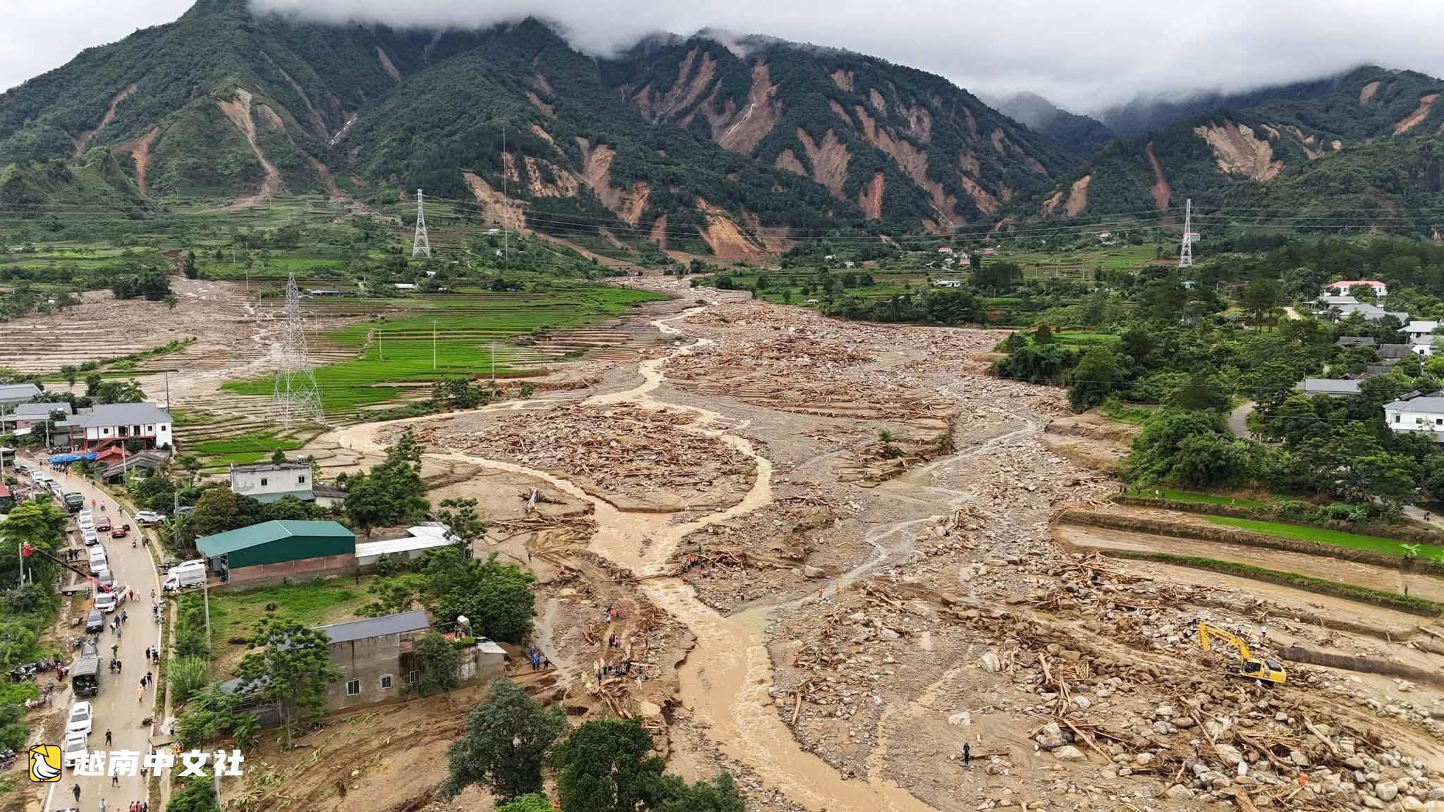 越南萊州省孟坦鄉洪水泥石流災情全景