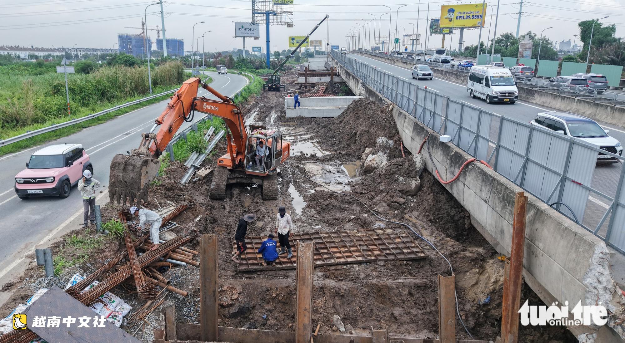 越南安富立交連接線趕工期,為隆城機場商業運營做好準備