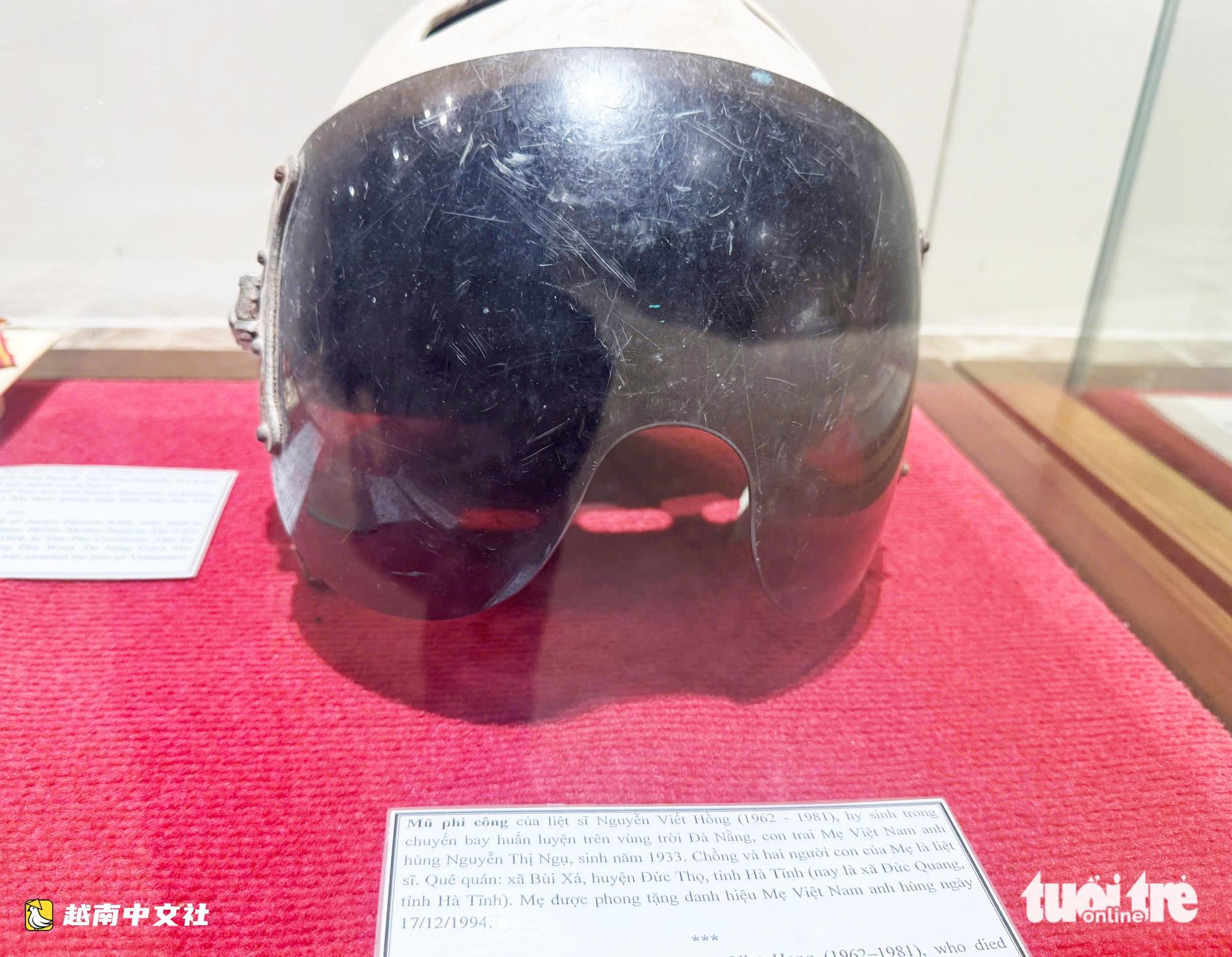 越南峴港展出烈士遺物:背包、手寫信、死亡通知書令人感動與感激