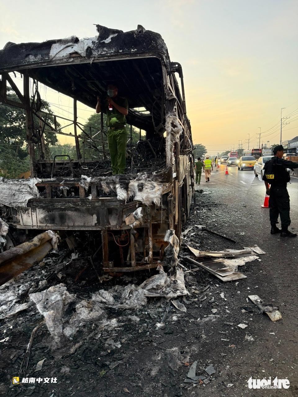 越南同奈省1號國道客車起火致7人死亡含3名兒童