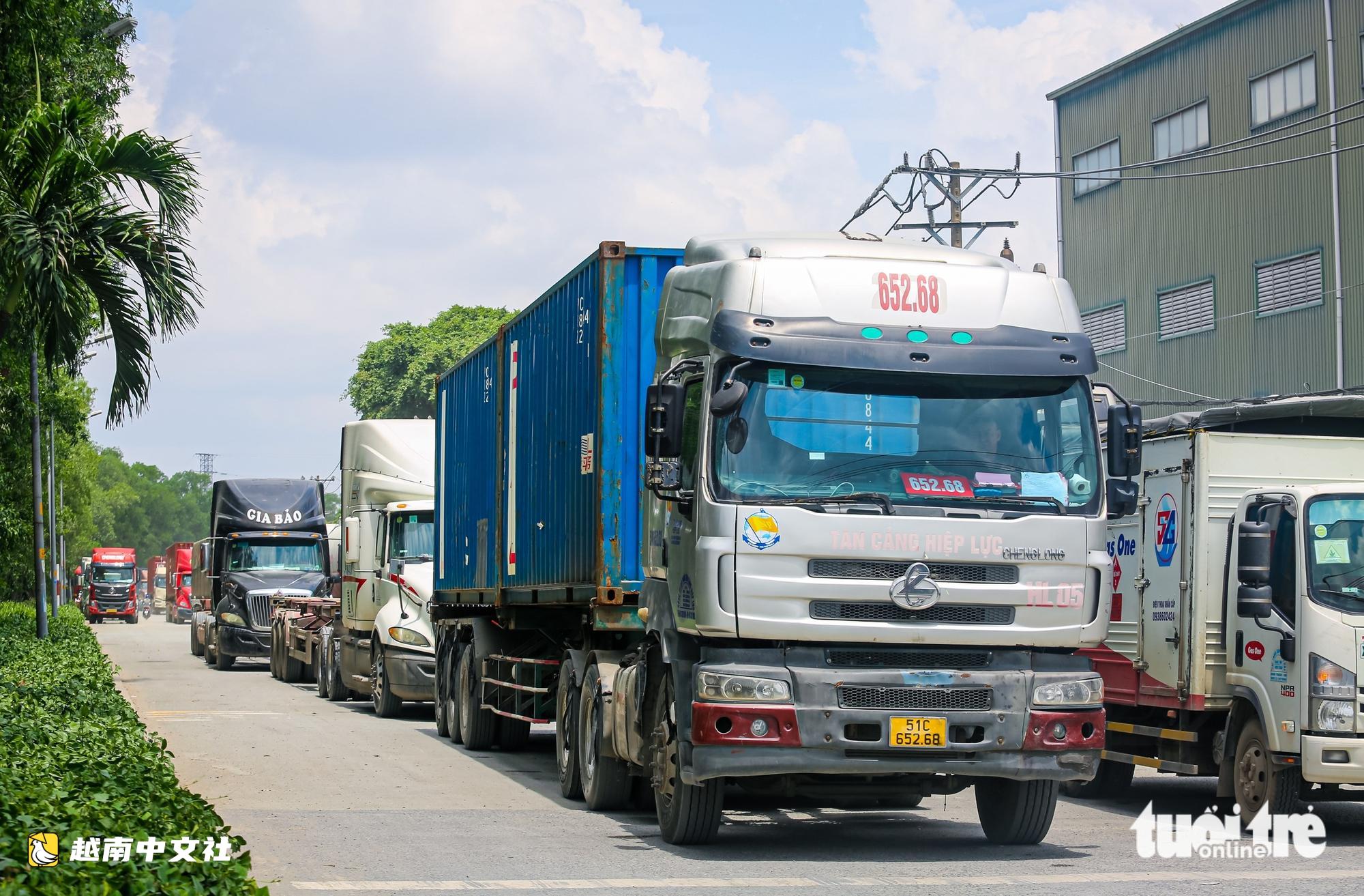 越南胡志明市東部為集裝箱車開闢專用通道,重構交通佈局