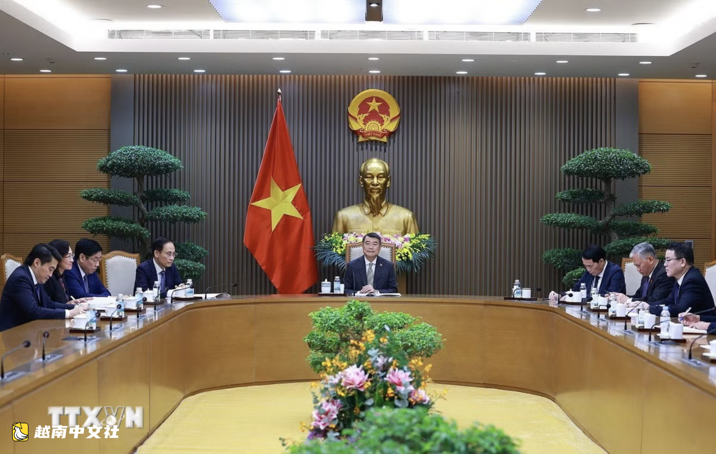 越南與加拿大總理首次通話,一致同意早日提升雙邊關係水平