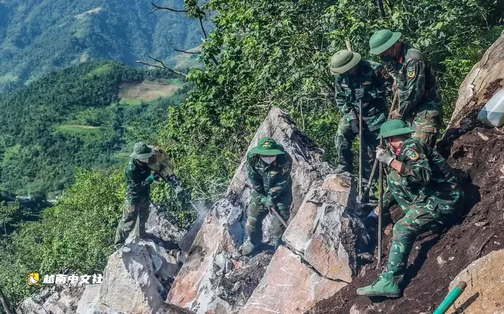 越南第九軍區加強尋找、歸集和確定烈士遺骸身份