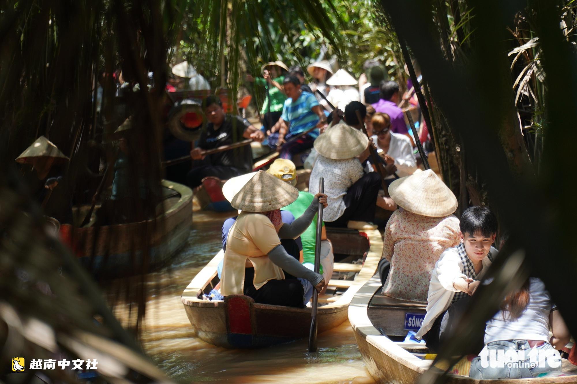 越南旅遊勝地泰孫島(Thới Sơn)社交網絡走紅,划船擁堵問題得到緩解