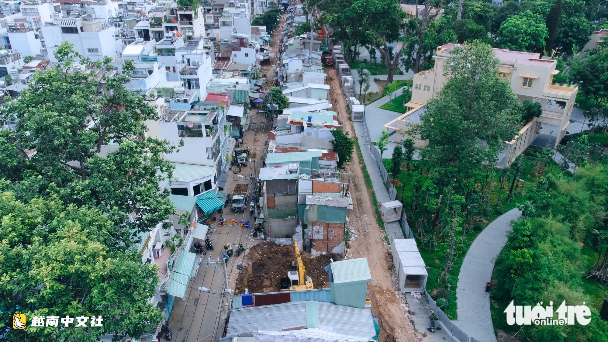 越南胡志明市多條陳平仲路拓寬工程居民加緊搬遷移交場地
