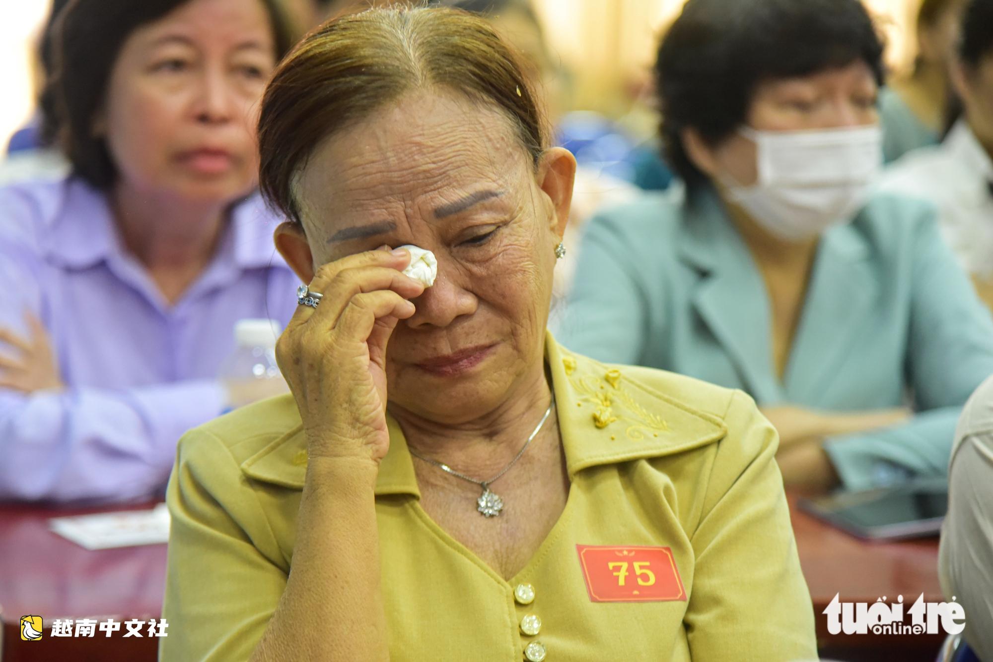 越南胡志明市烈士親屬數十年來首次看清親人面容