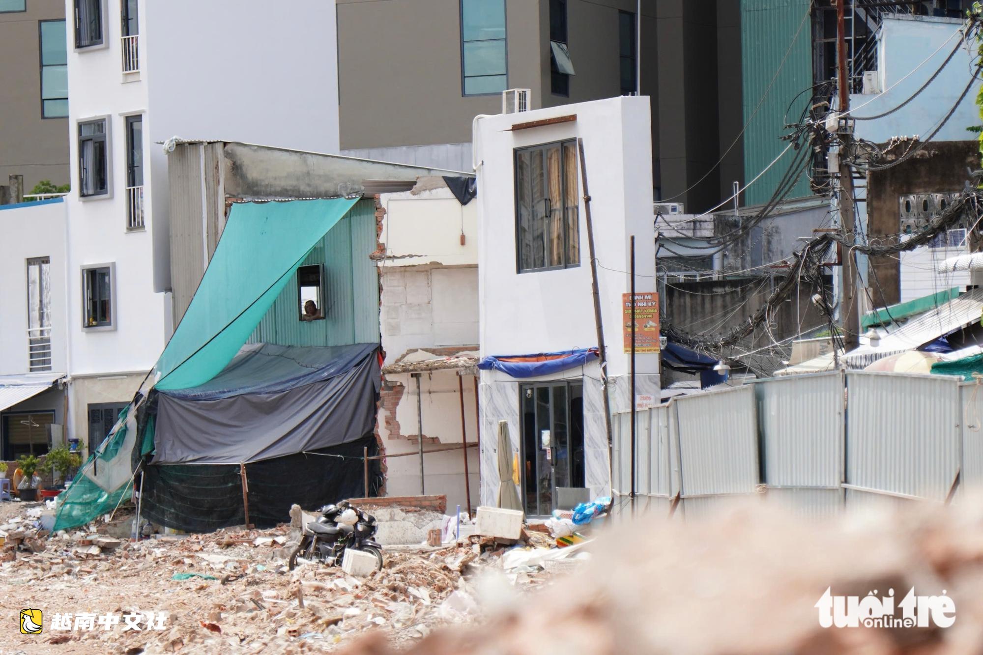 越南胡志明市川心湧旁“超薄”房屋:徵收後剩餘土地能否建房?