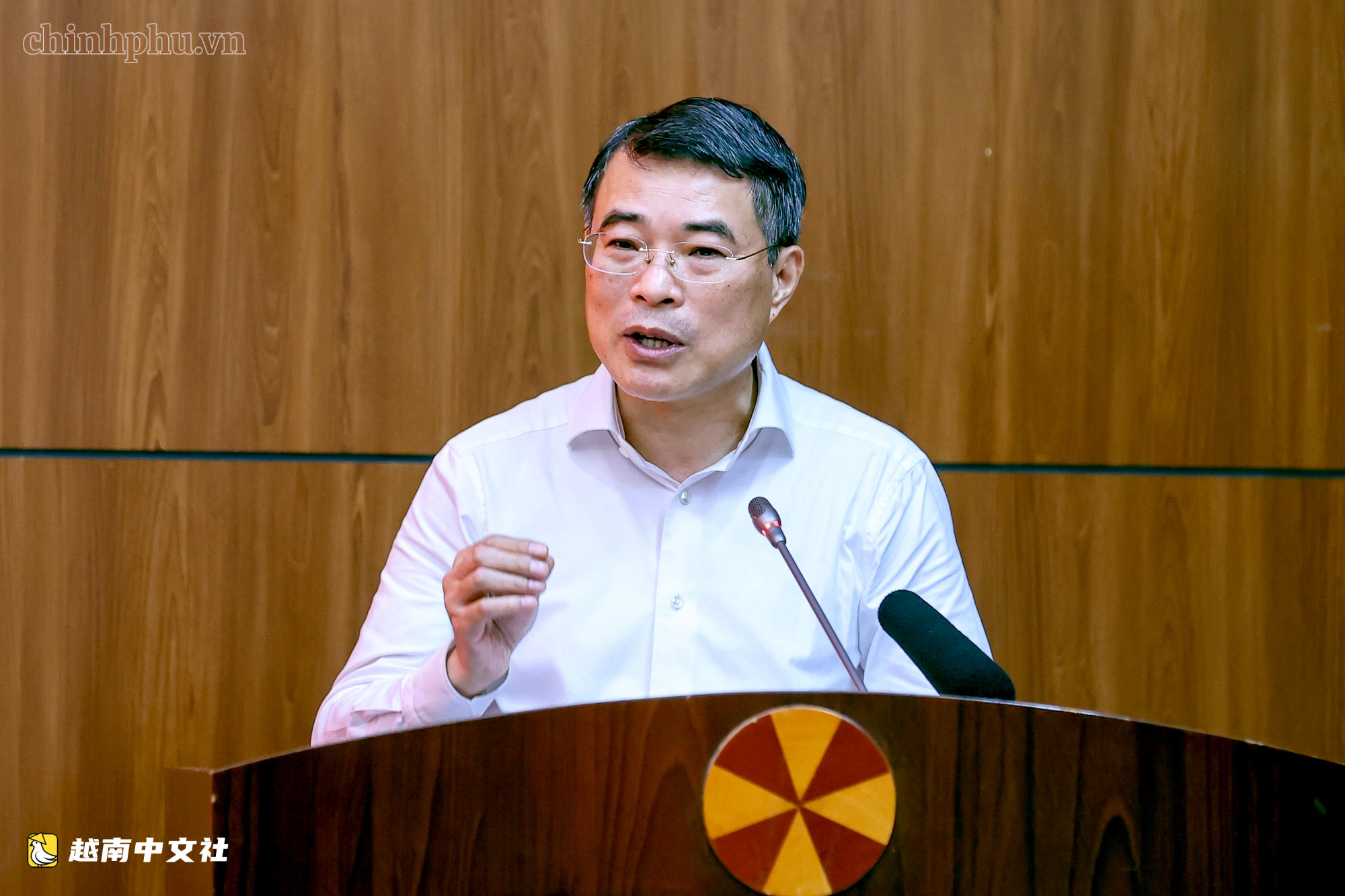 總理:奠邊省需大力改善投資營商環境