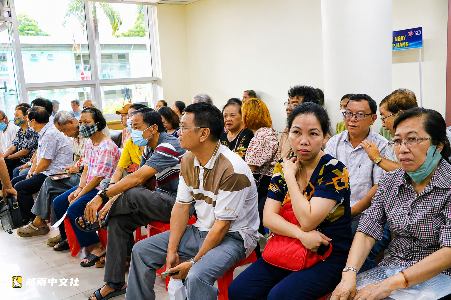 胡志明市多家醫院攜手為有功人員提供健康檢查