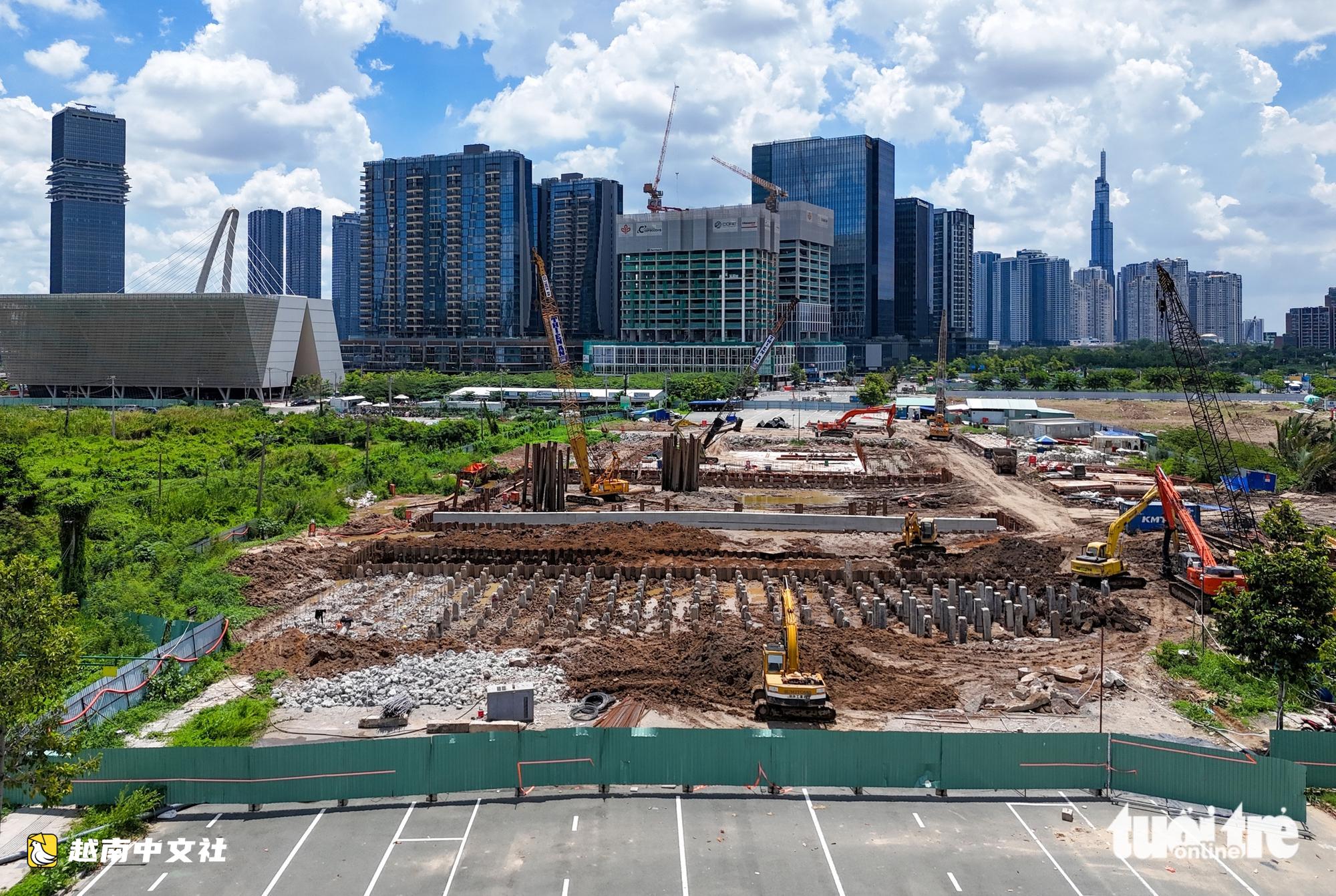 研究將守添新區內的素友路擴寬至7車道以連接胡志明市行政中心