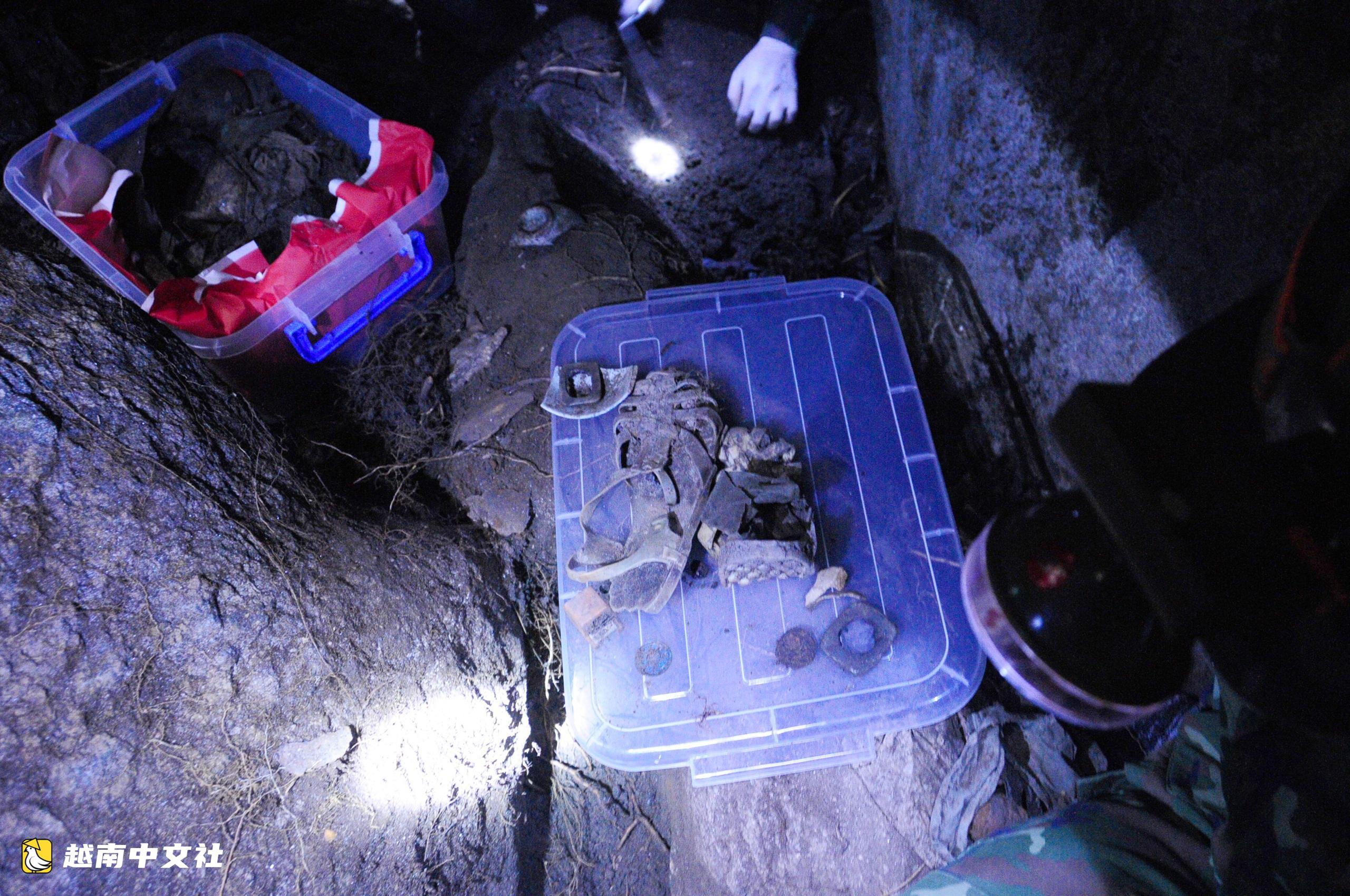 越南廣治省:鐵水壺、照片與神聖遺物——尋找烈士英雄之名