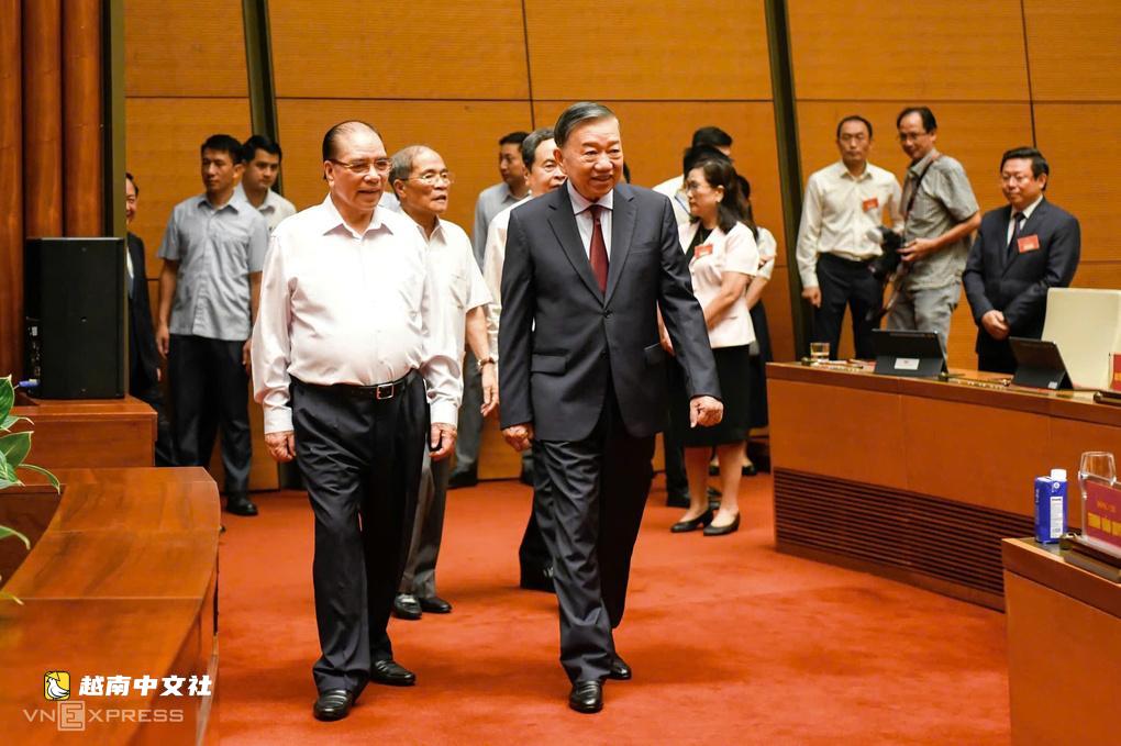 越共總書記、國家主席蘇林:消除“方便幹部、苦了人民”思想
