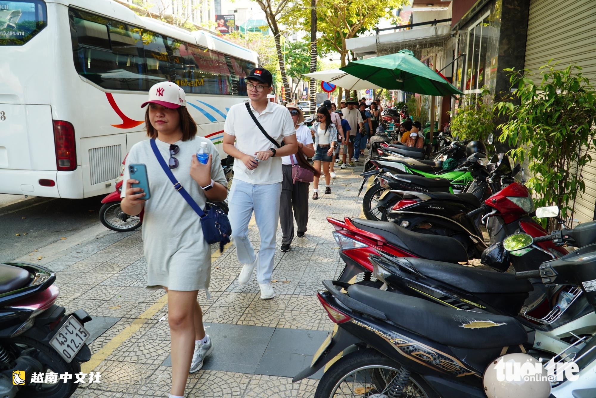 越南峴港提議支持受影響民眾恢復人行道秩序
