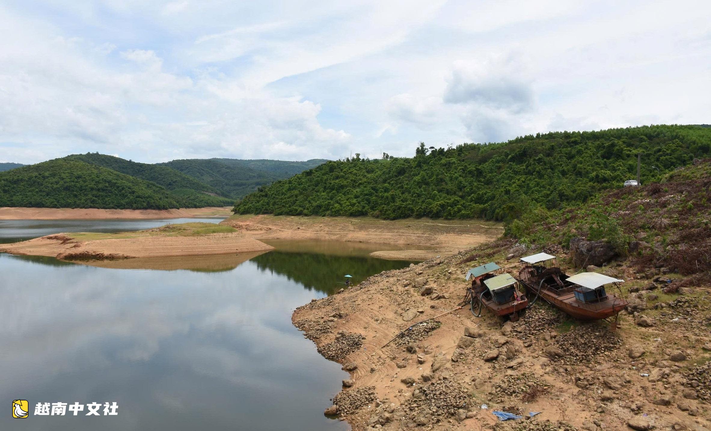 越南廣義省多座灌溉水庫乾涸見底