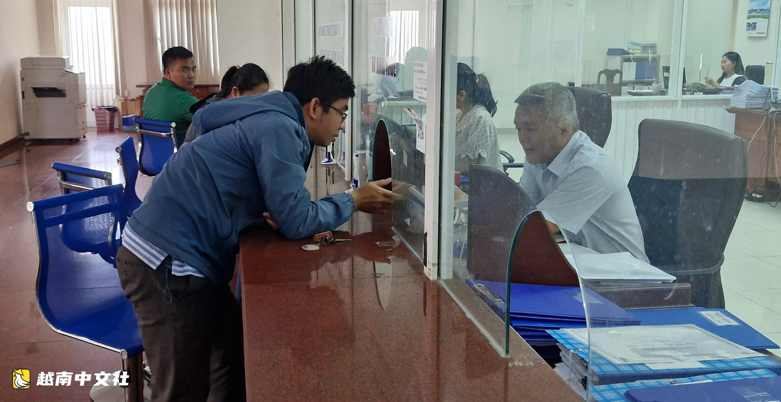 芹苴市強化追繳稅款:逾1350人被暫緩出境