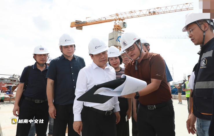 河內市主席:珍珠劇院施工不能因趕進度而犧牲質量