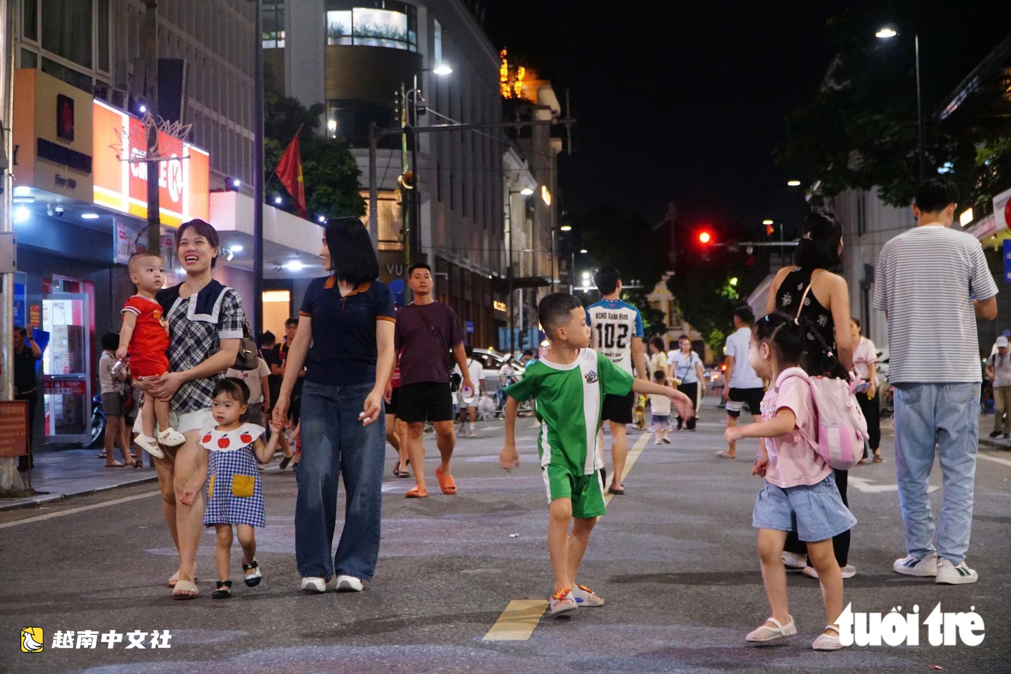 河內低排放區試點一個月：市民逐漸習慣不開車出行