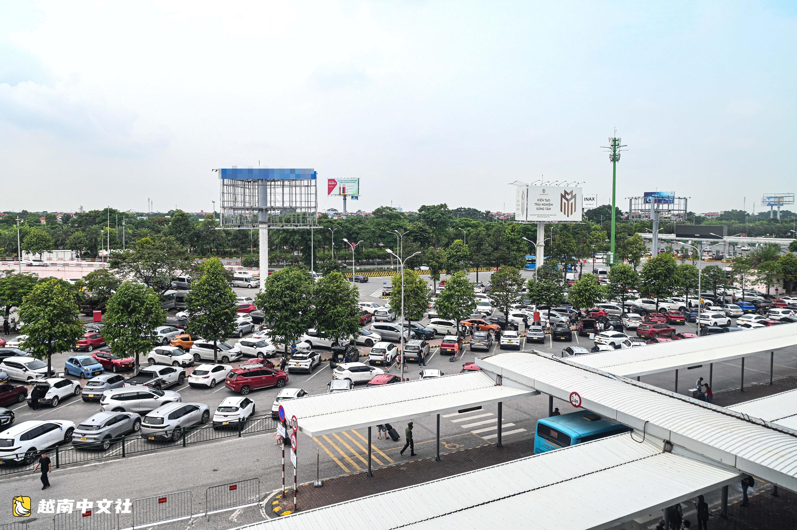 越南內排機場調整接客送客方案:道路通暢,網約車卻擔心...丟客