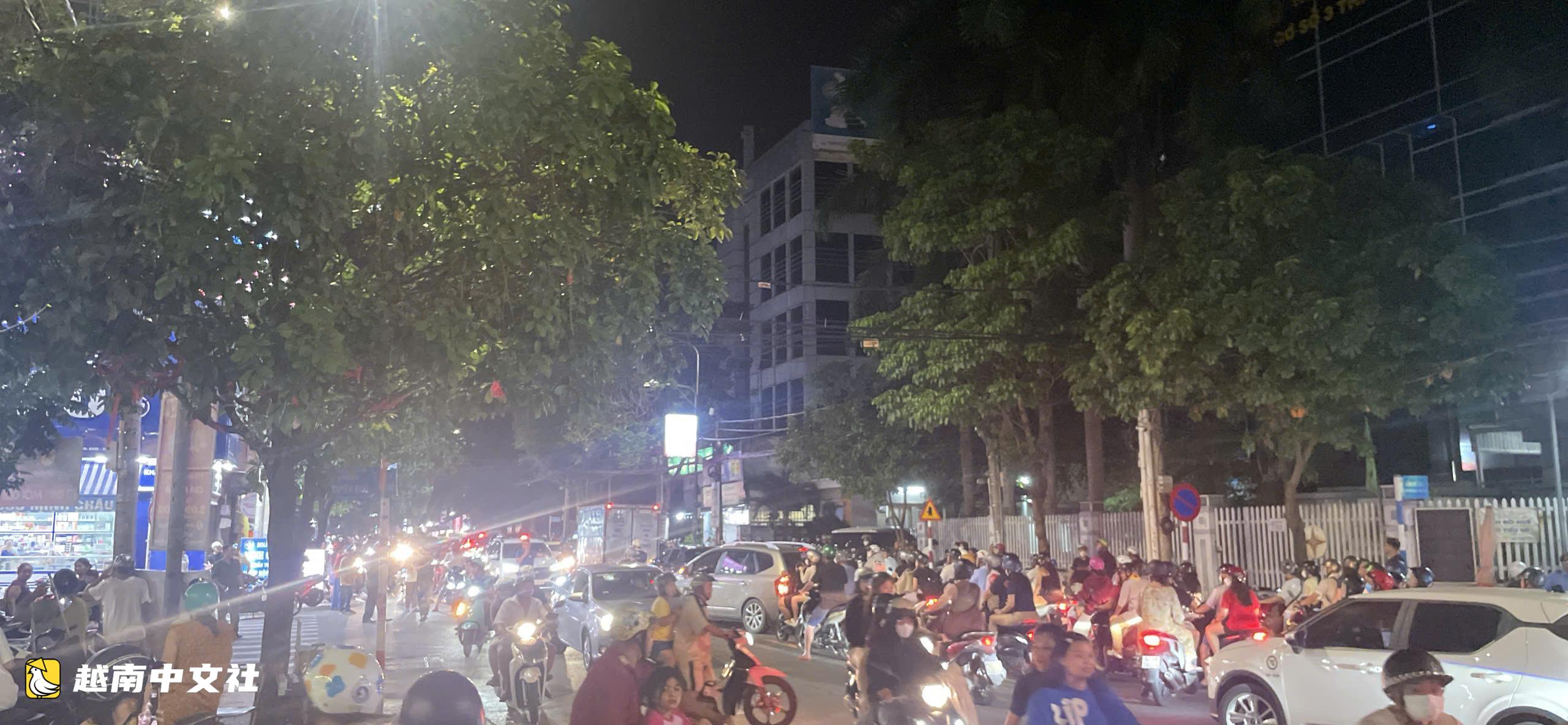 越南同奈省邊和市場發生大火