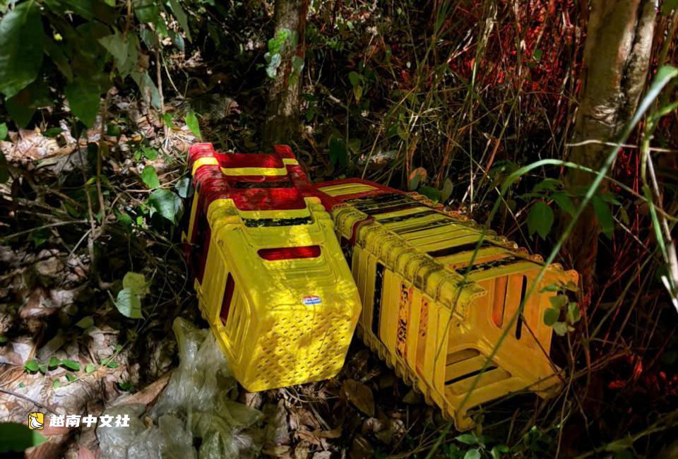 越南山茶山非法商販被查處:警方三班倒執勤