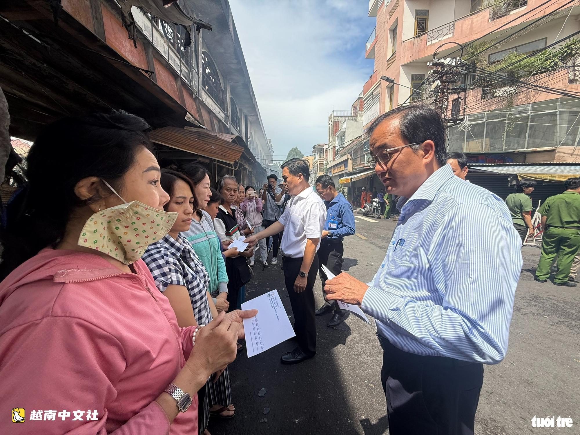 越南邊和貿易中心火災:支持商戶並勘查現場