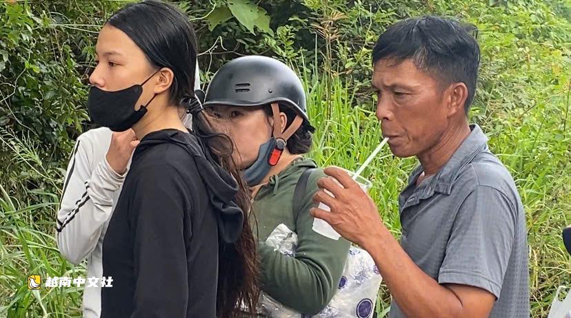 4人被海浪捲入峴港海域：不會游泳的女子奇蹟般存活8小時