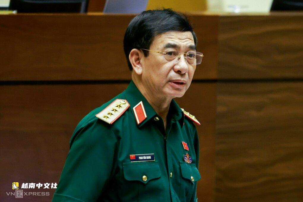 越南國會代表:必須管控通過互聯網製造大規模殺傷性武器的技術