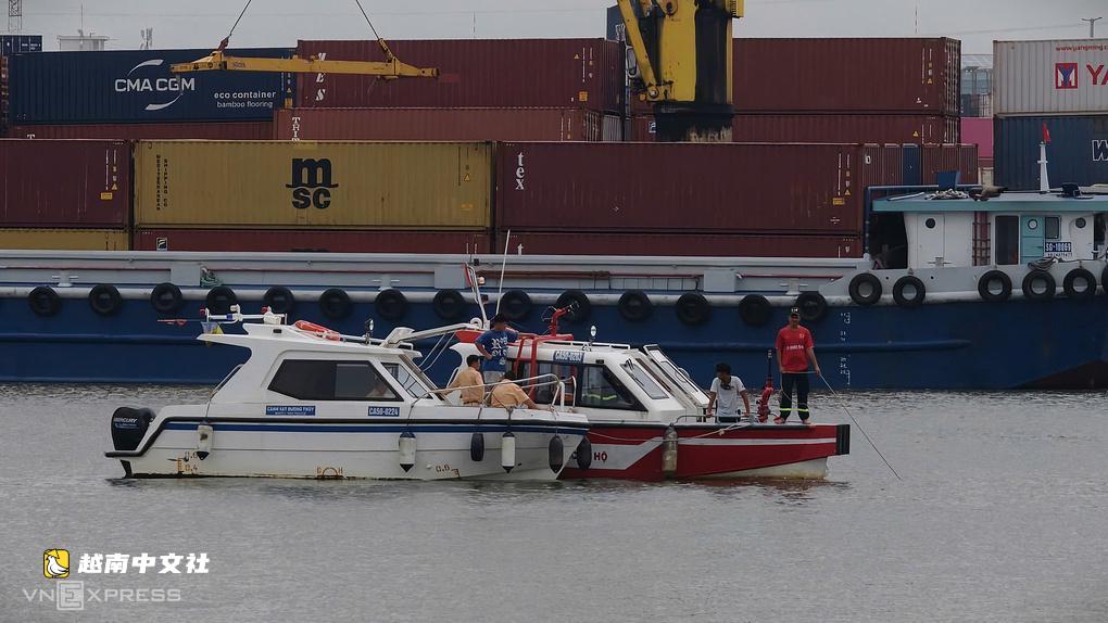 越南西貢河上船隻爆炸致一人死亡