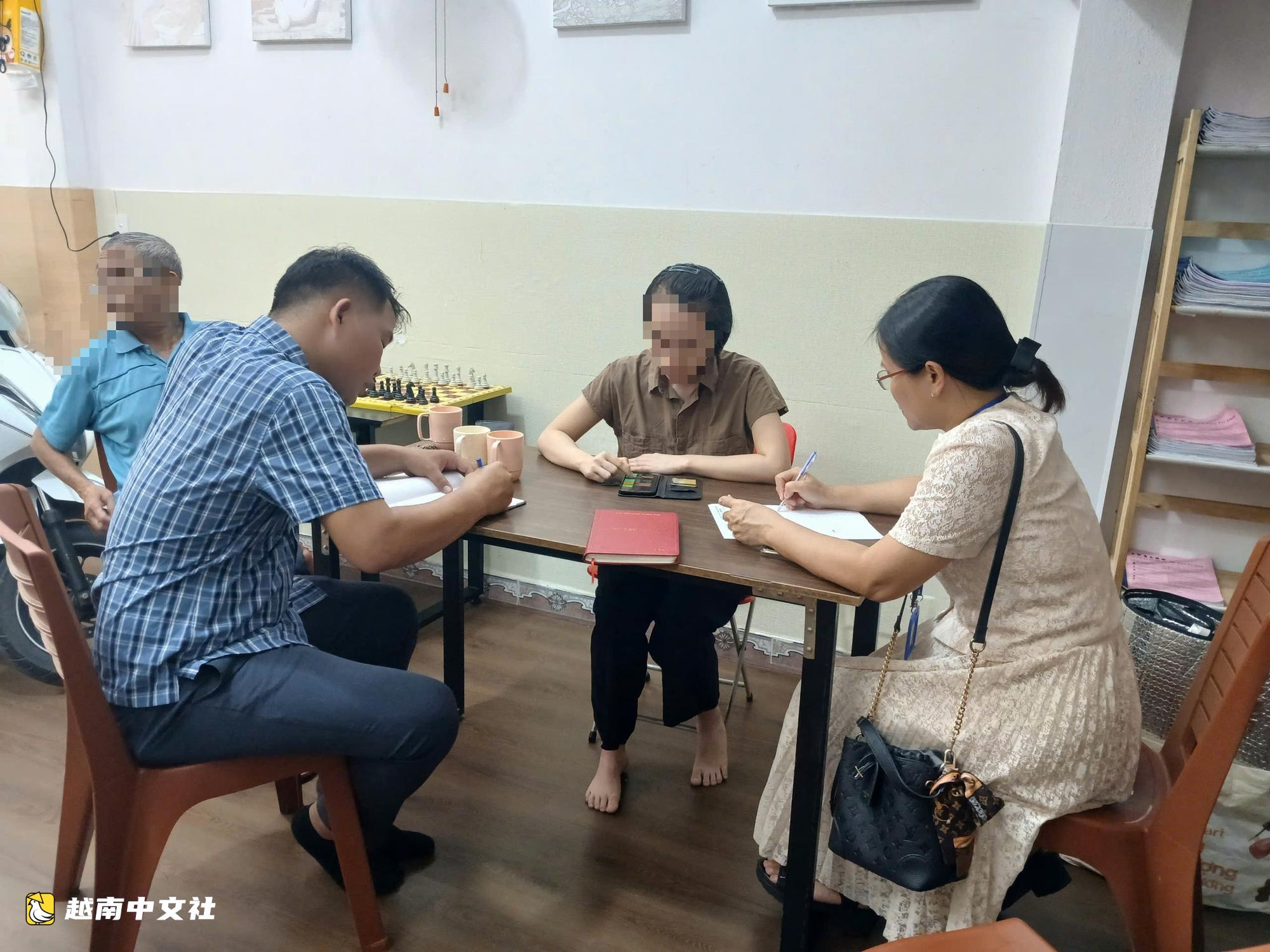 越南峴港國際象棋班因無證辦學被停課,警方核實兒童因遲交學費被“趕出”一事