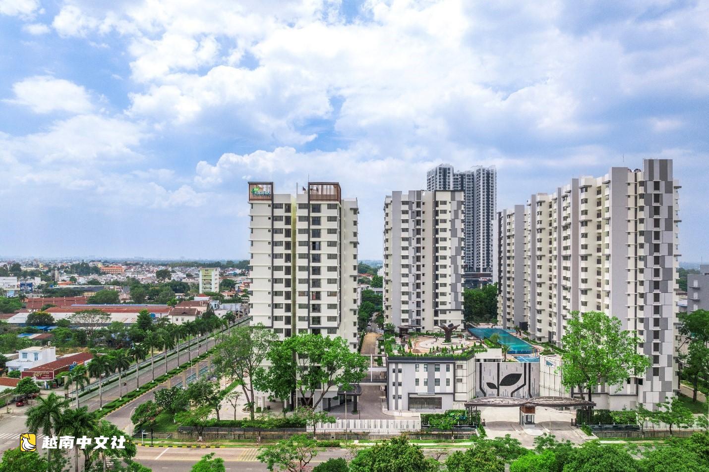 越南平陽The Habitat項目交付6個月後向居民發放產權證