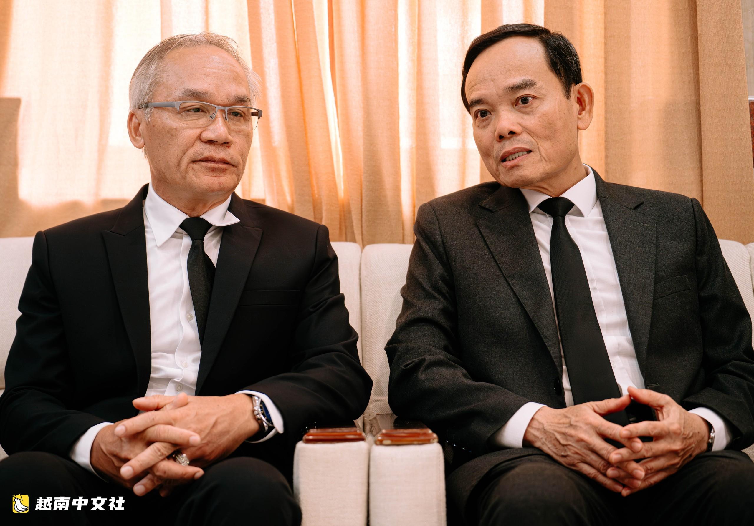 越南胡志明市市委書記陳流光弔唁老撾國會主席