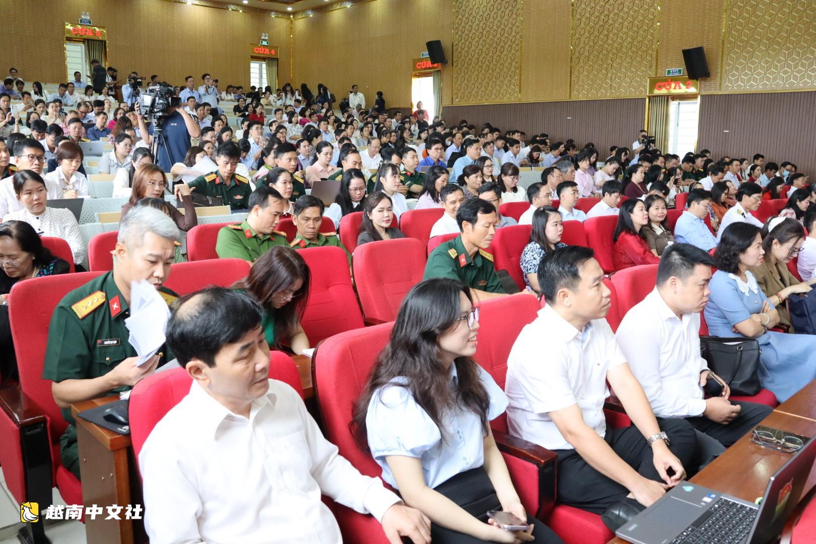 越南通過政治理論培訓提升講師與教師隊伍素質
