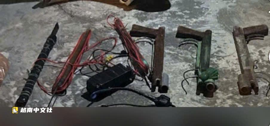 芹苴市抓獲4名射狗襲警嫌疑人