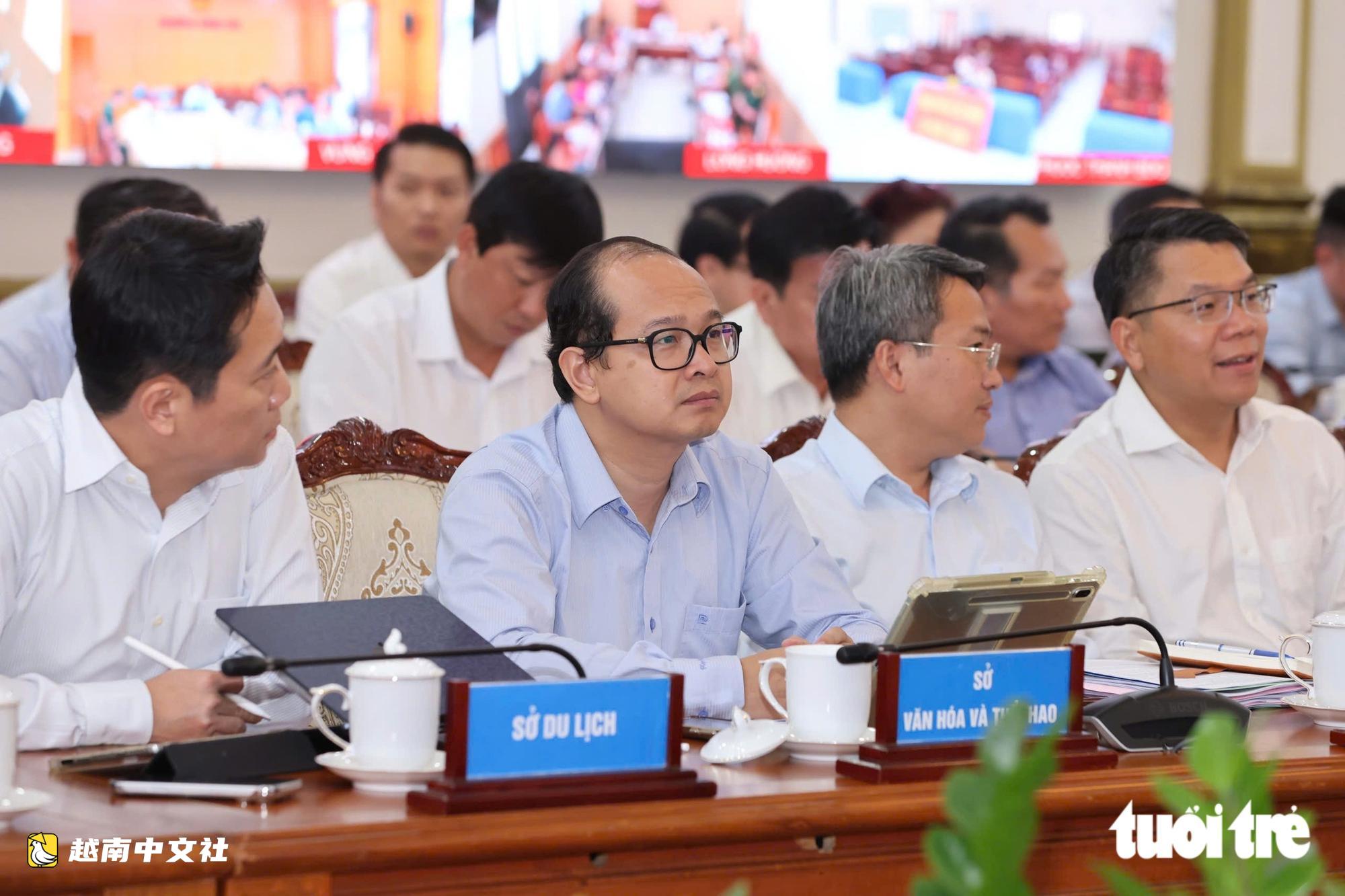 胡志明市人民委員會主席阮文得:加快公共投資以引領私人投資