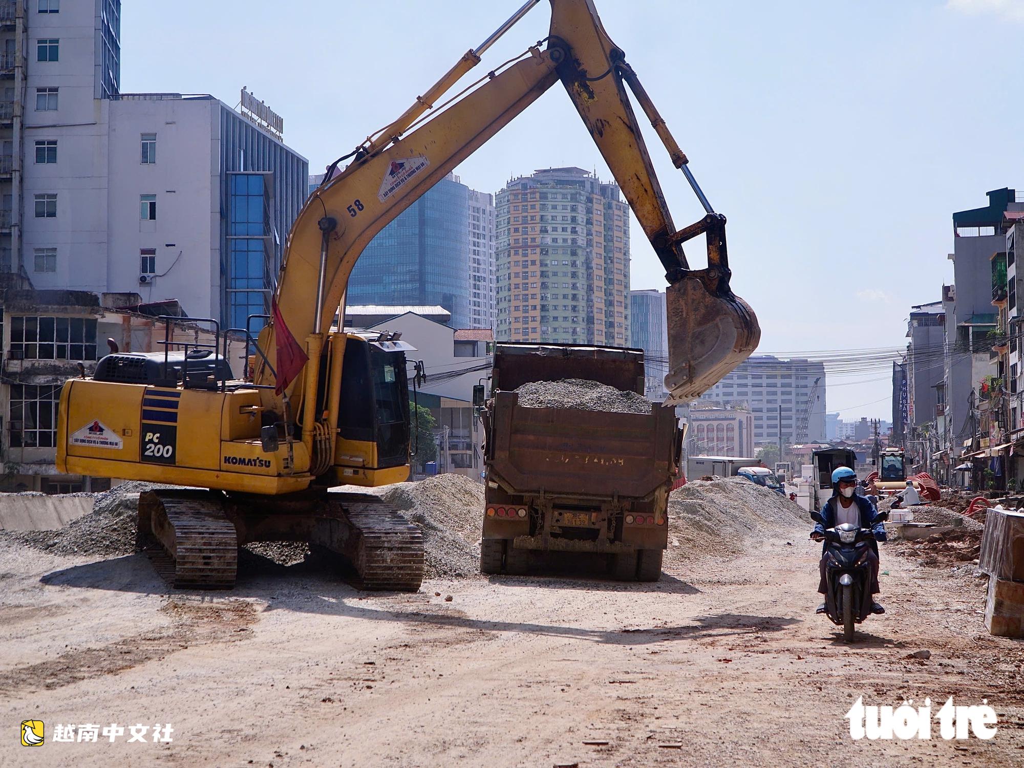 越南河內一號環線公路在9月2日通車期限前的現狀