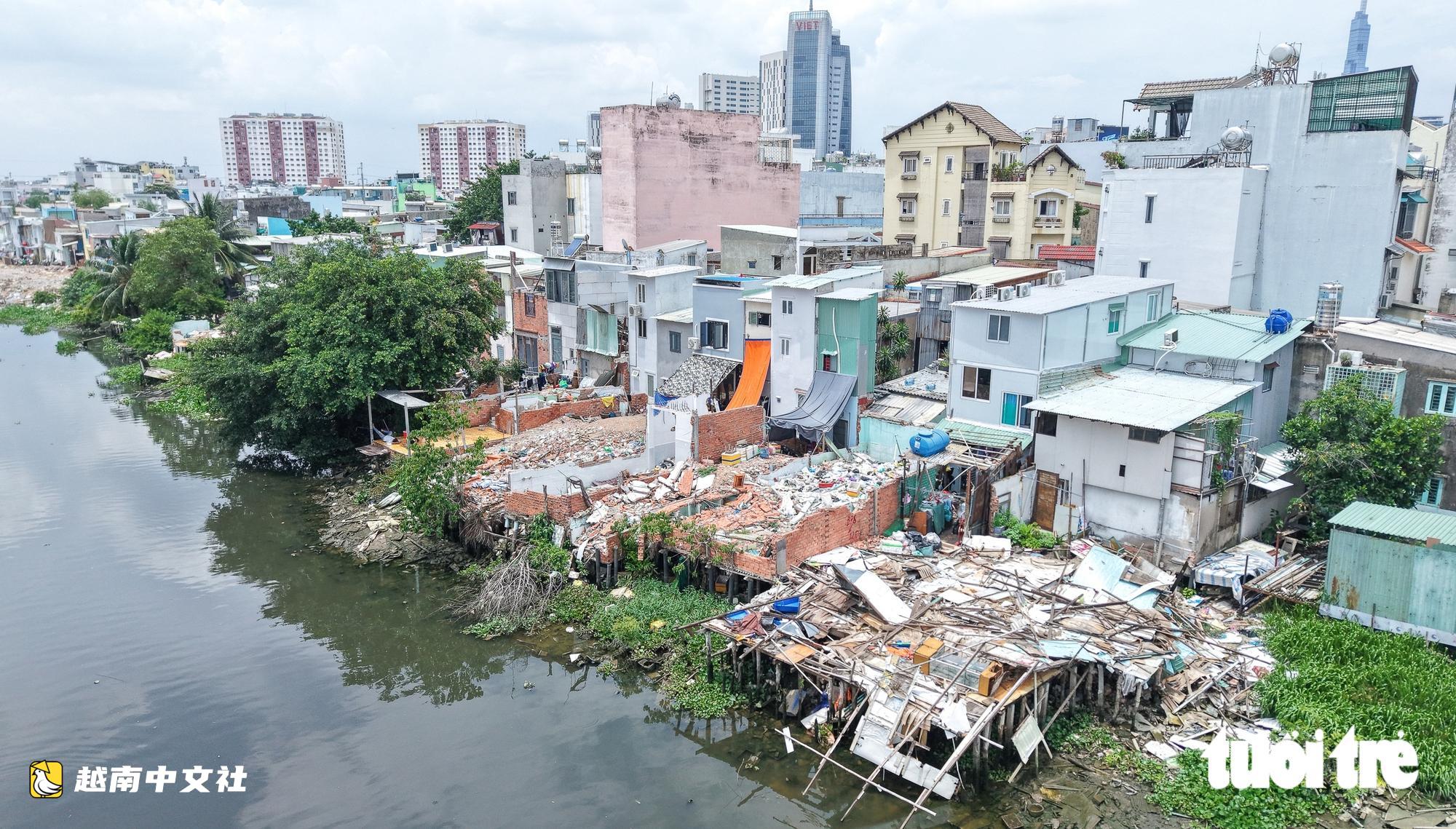 越南胡志明市川心運河:場地清空,各標段加速施工