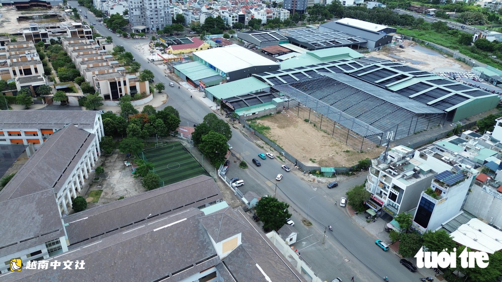 越南平徵坊體育用地又冒出酒館:要求暫停並處理