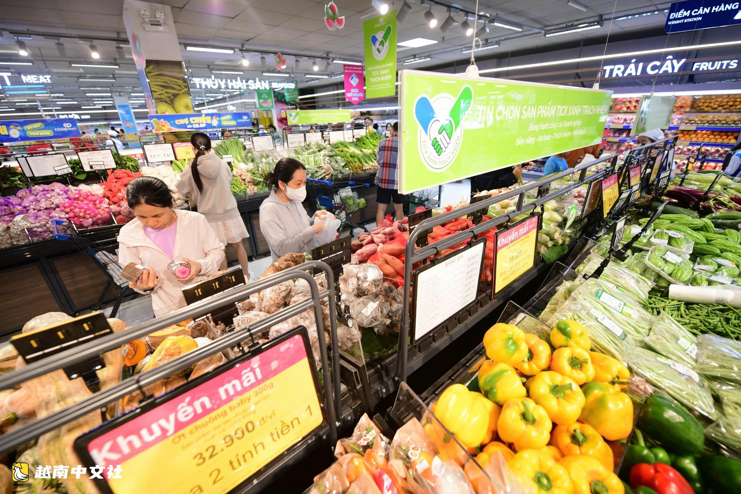 越南以科技從源頭“審視”校園餐