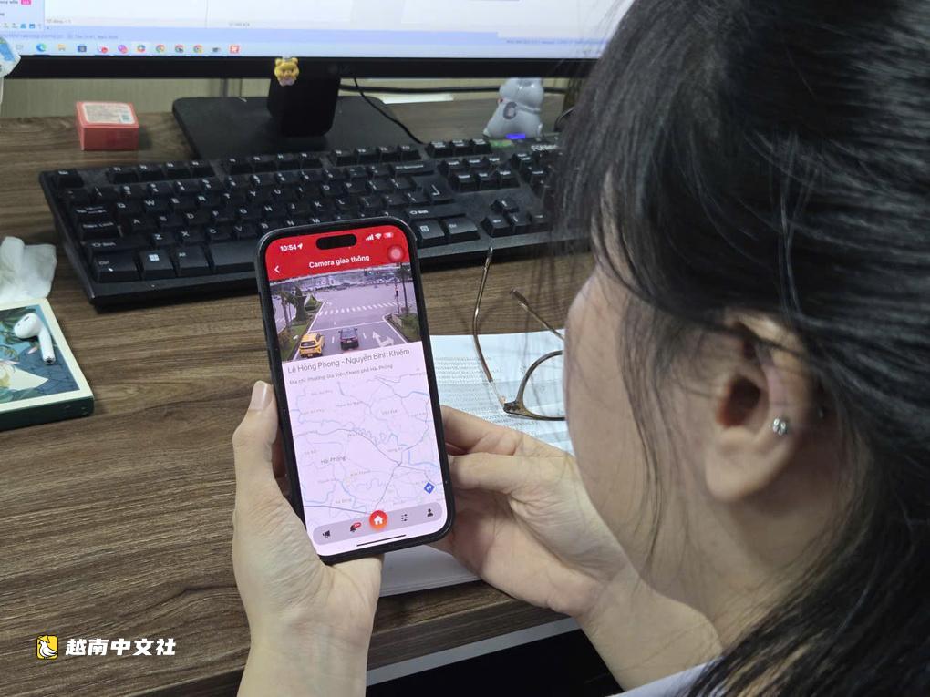 海防市民可通過應用查看交通攝像頭