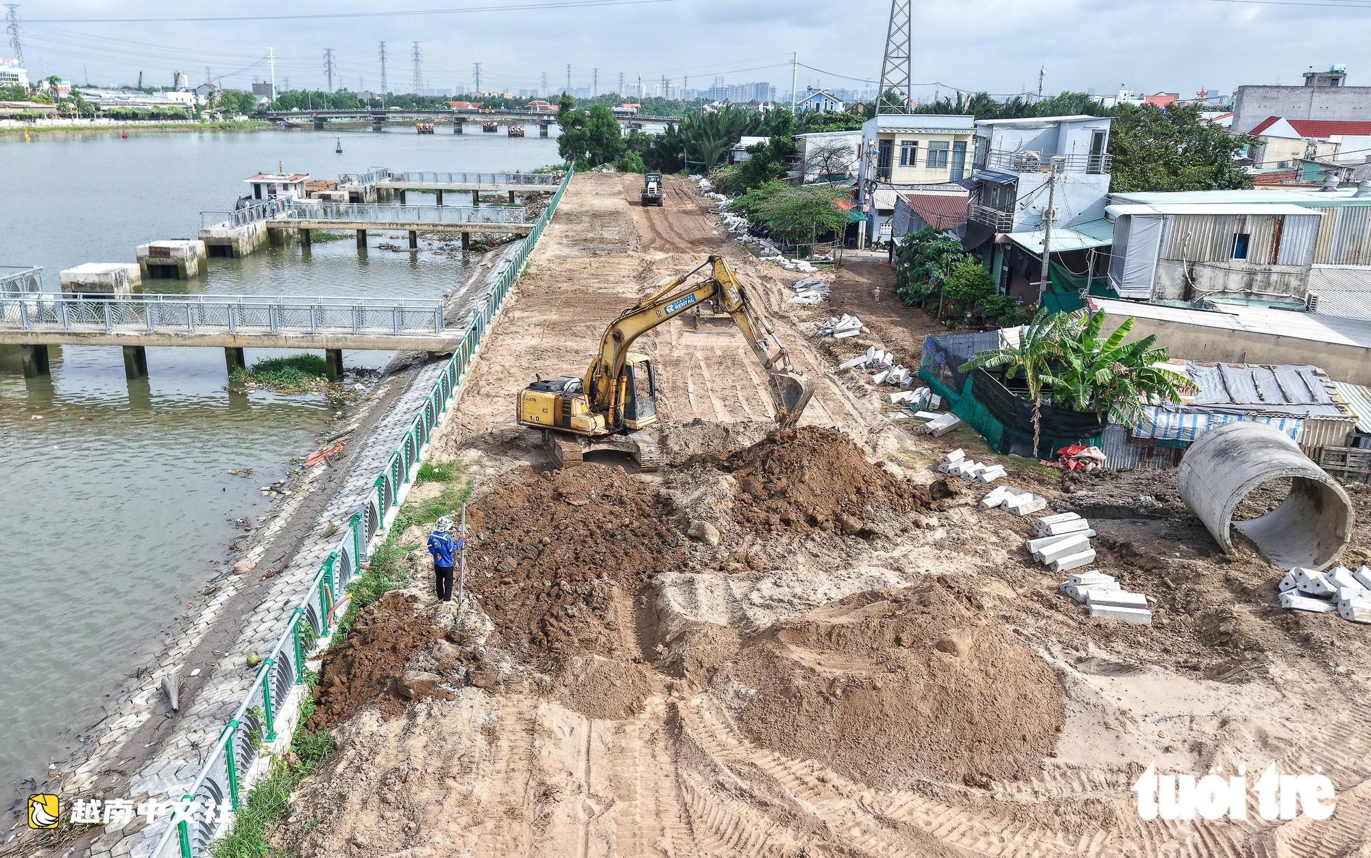 胡志明市10萬億越南盾防潮項目施工繁忙