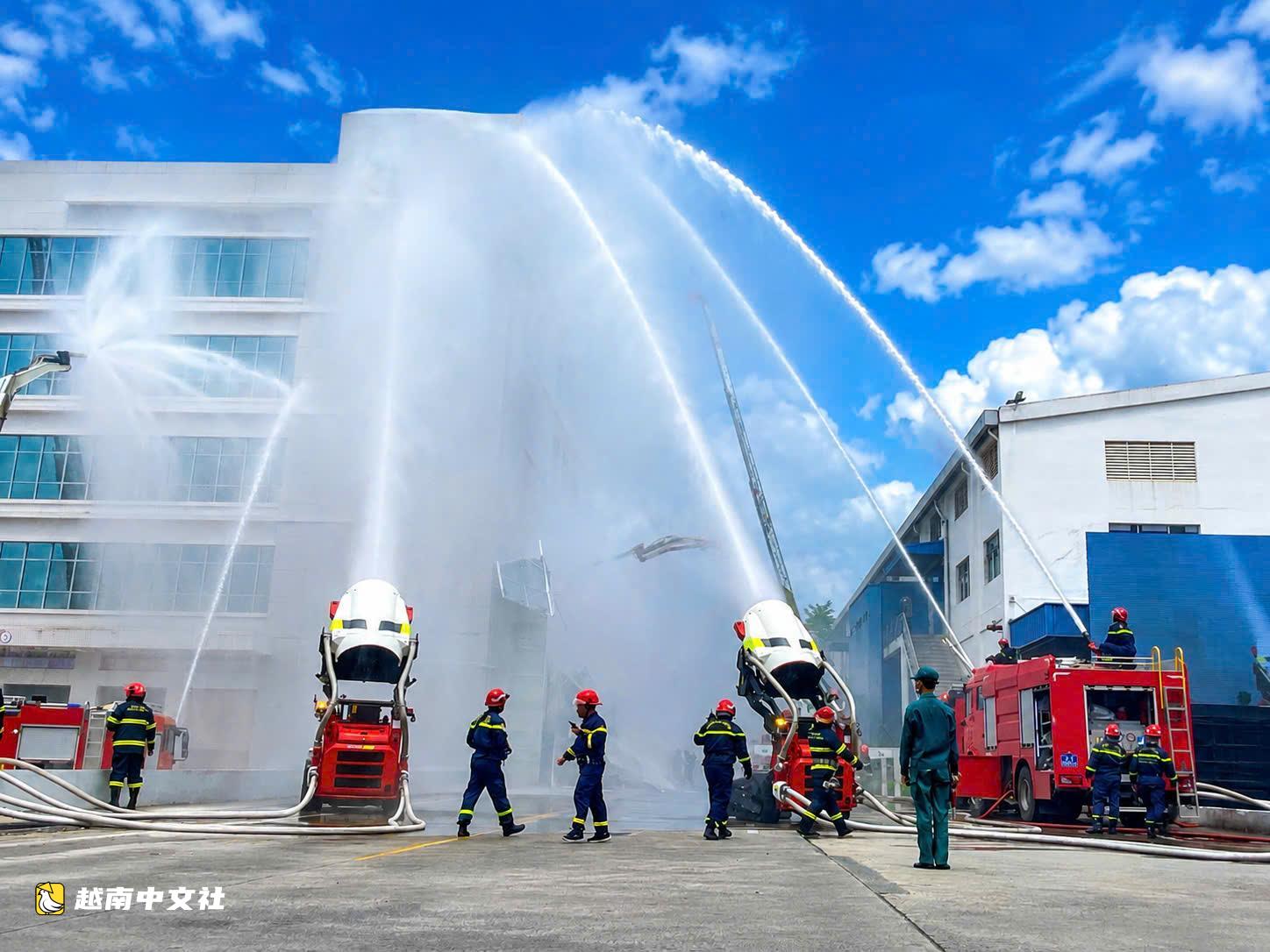 越南胡志明市3500人參加工廠消防演練