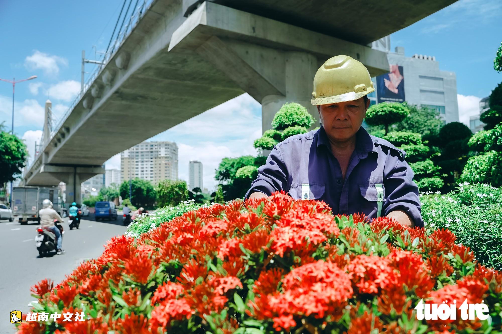 胡志明市將街道和公交候車亭變成‘小花園’