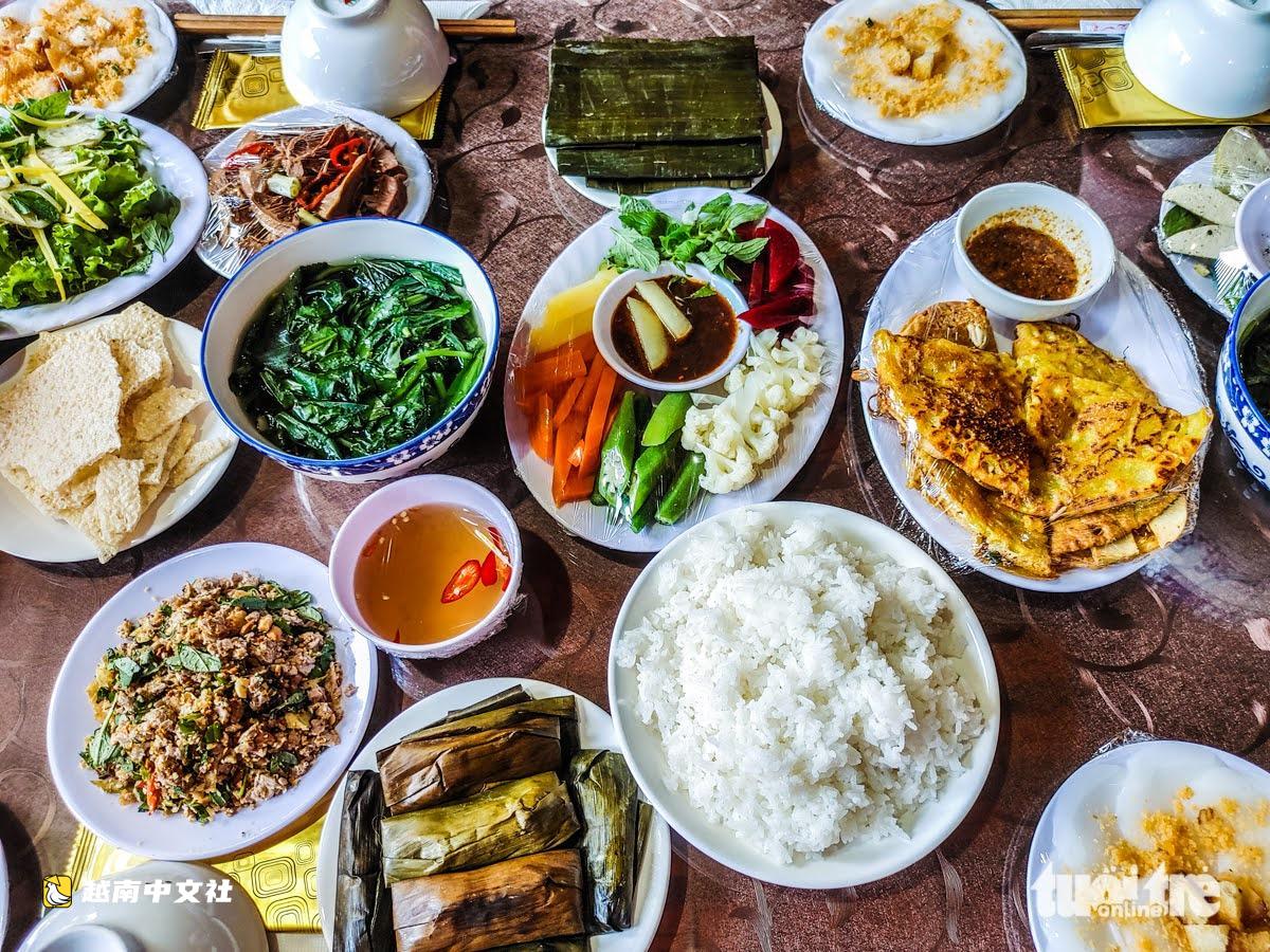 三百餘年古寺中的順化風味齋飯